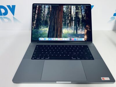 Apple Macbook 16" 2021 64 GB !! 500 GB SSD M1 Max 32 Core  Gebrauchtgerät TOP