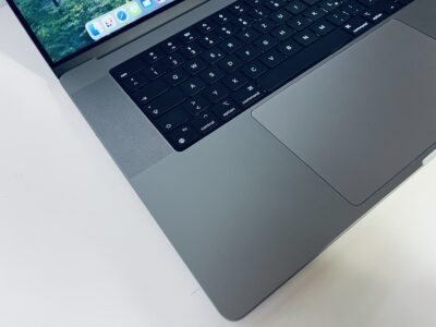 Apple Macbook 16" 2021 64 GB !! 500 GB SSD M1 Max 32 Core  Gebrauchtgerät TOP – Bild 2