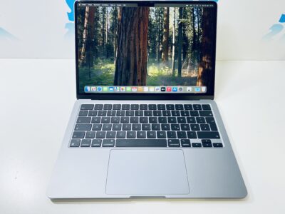 Apple Macbook Air  13,6" M2 16GB  500 GB SSD space grey Gebrauchtgerät